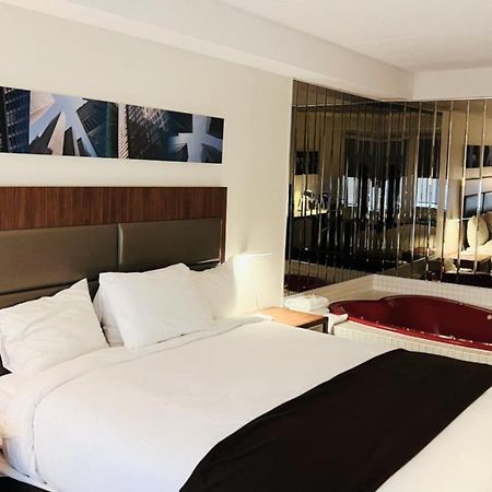 Travelodge By Wyndham Niagara Falls Lundys Lane Dış mekan fotoğraf