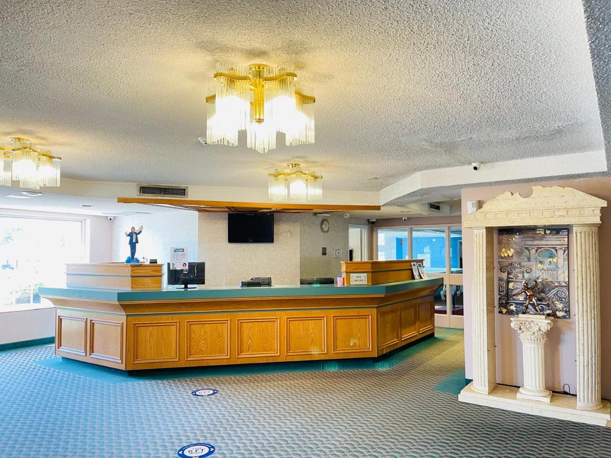 Travelodge By Wyndham Niagara Falls Lundys Lane Dış mekan fotoğraf