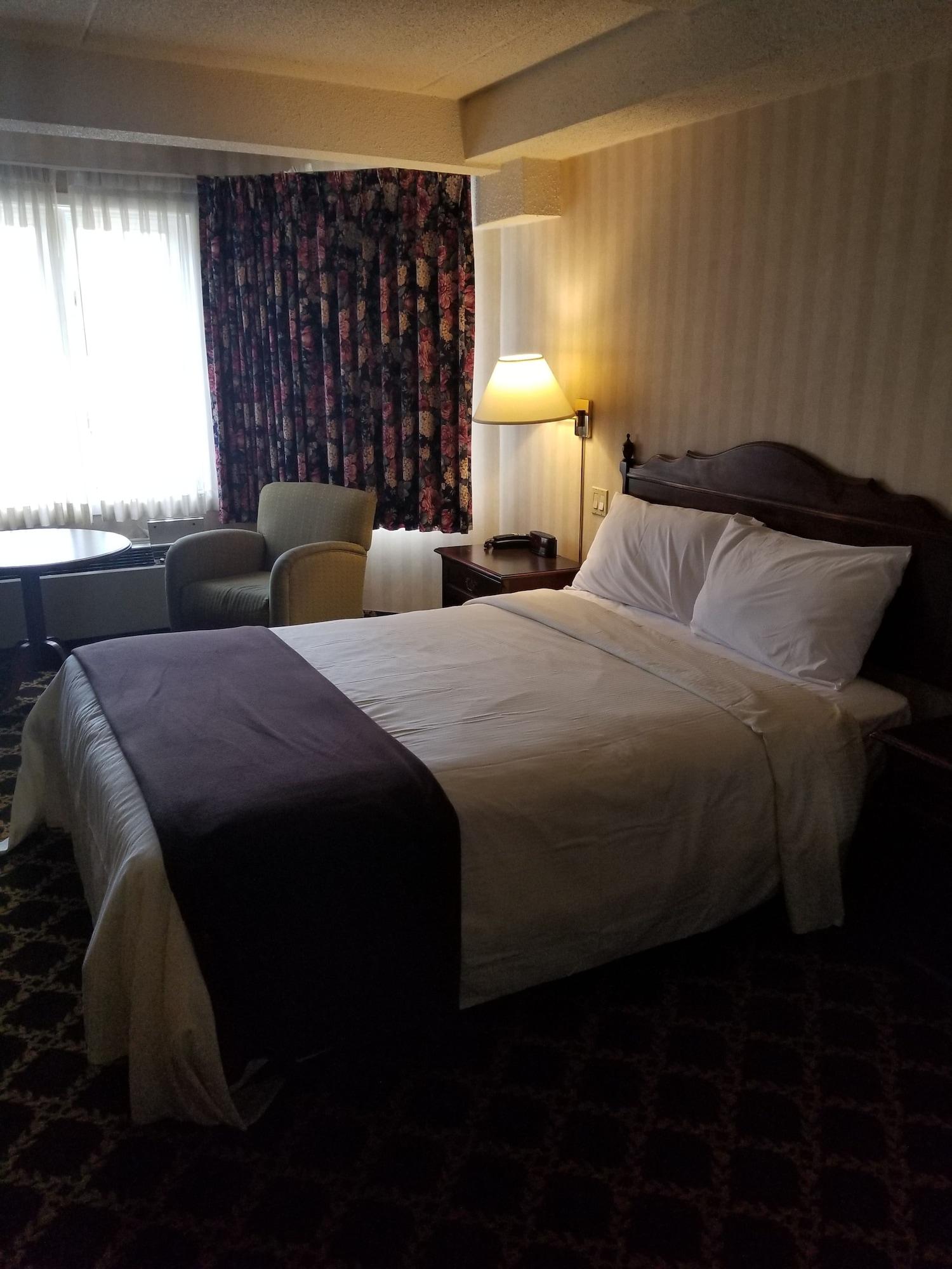 Travelodge By Wyndham Niagara Falls Lundys Lane Dış mekan fotoğraf